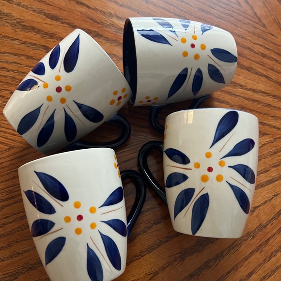 Temptations Old World Vivid Mugs - EUC - Picture 3 of 8